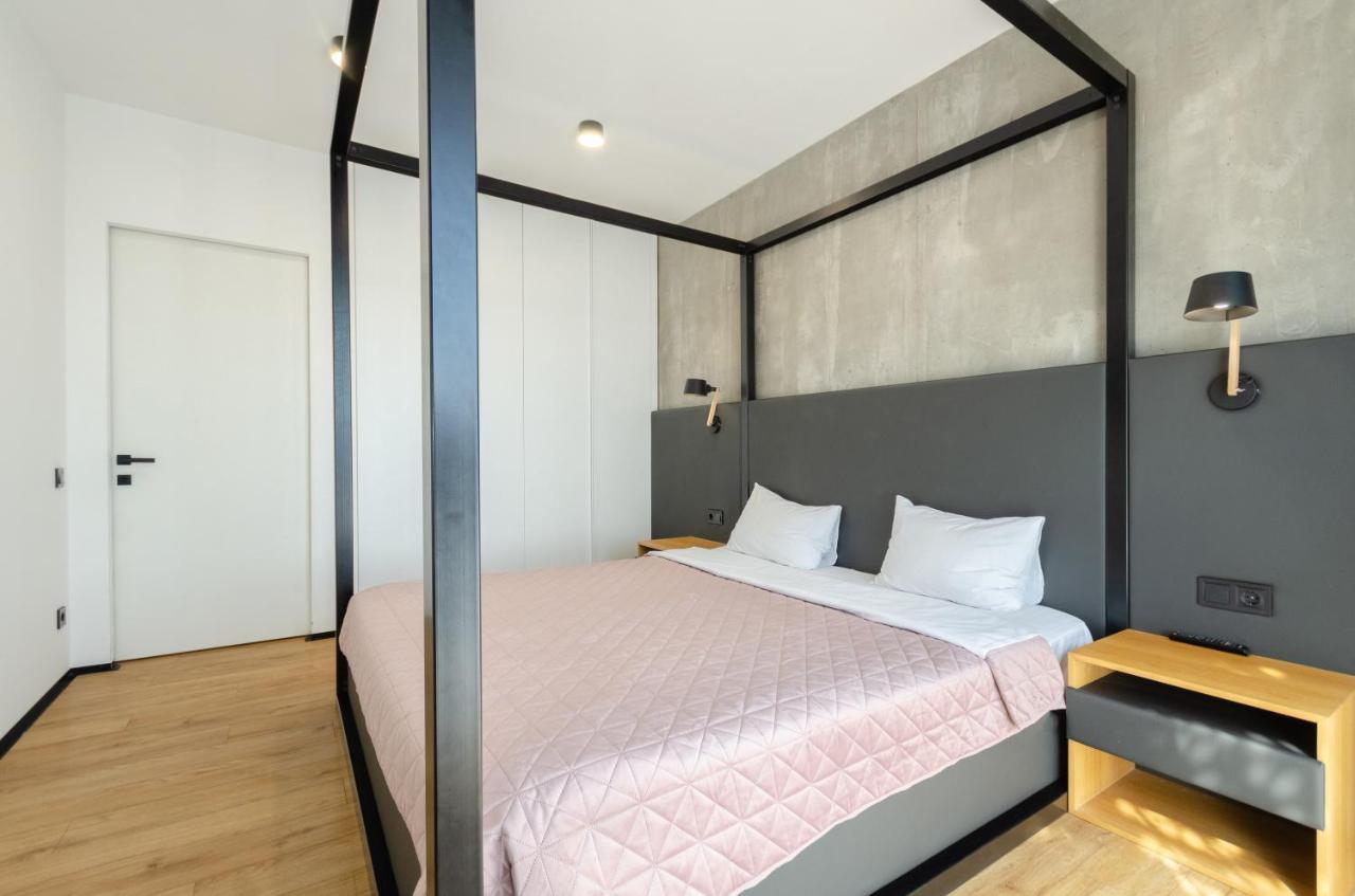 Petrovdom Apartments 23-173 In Rc Kvartet , 16Г Vasyl Lypkivskyi Street كييف المظهر الخارجي الصورة