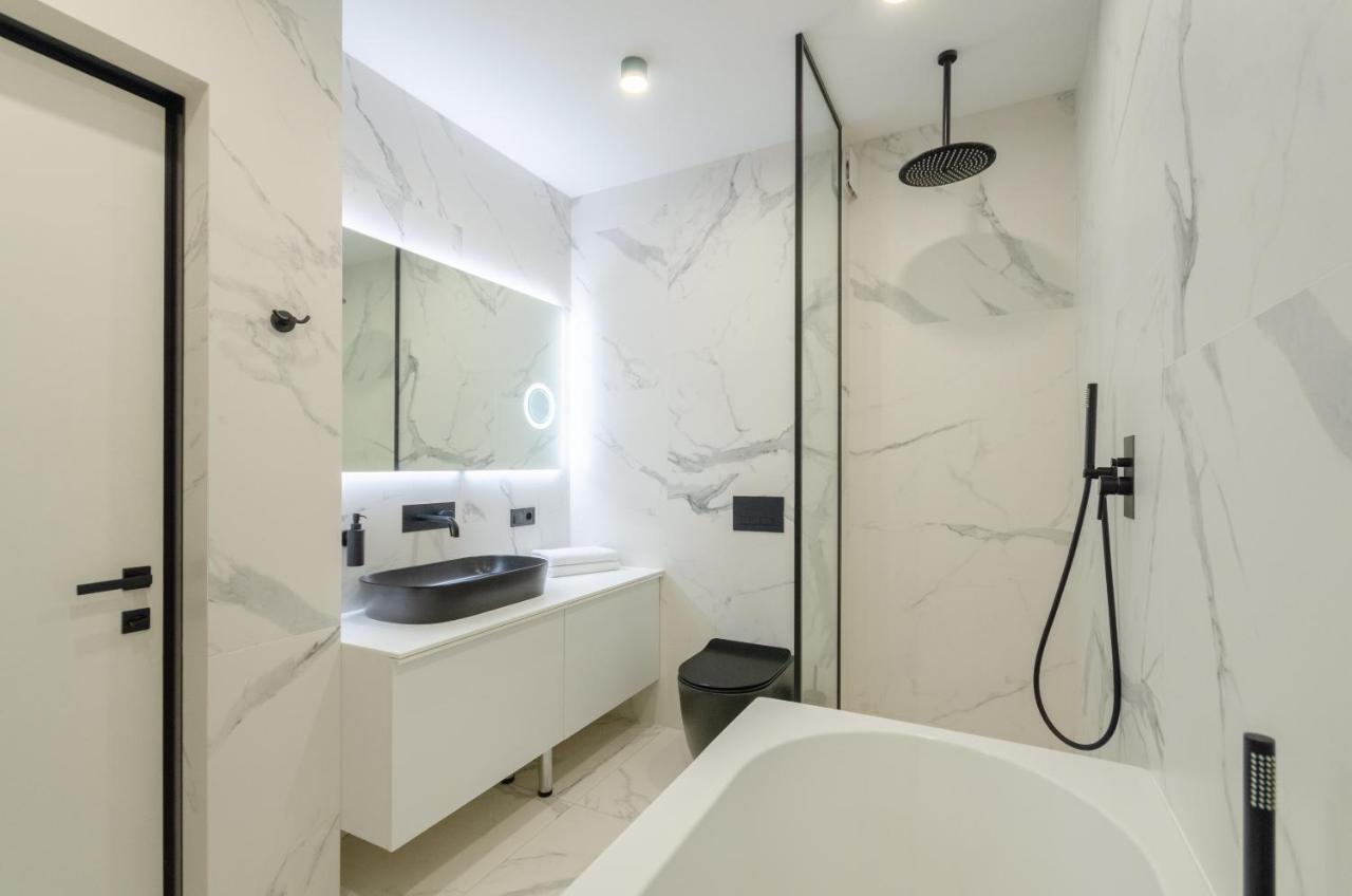 Petrovdom Apartments 23-173 In Rc Kvartet , 16Г Vasyl Lypkivskyi Street كييف المظهر الخارجي الصورة